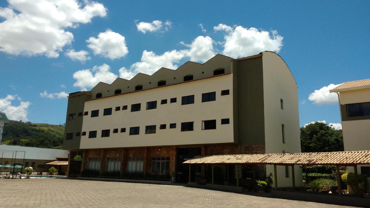 Hotel Santiago Lindóia Esterno foto